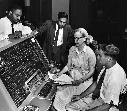 Grace_Hopper_and_UNIVAC.jpg